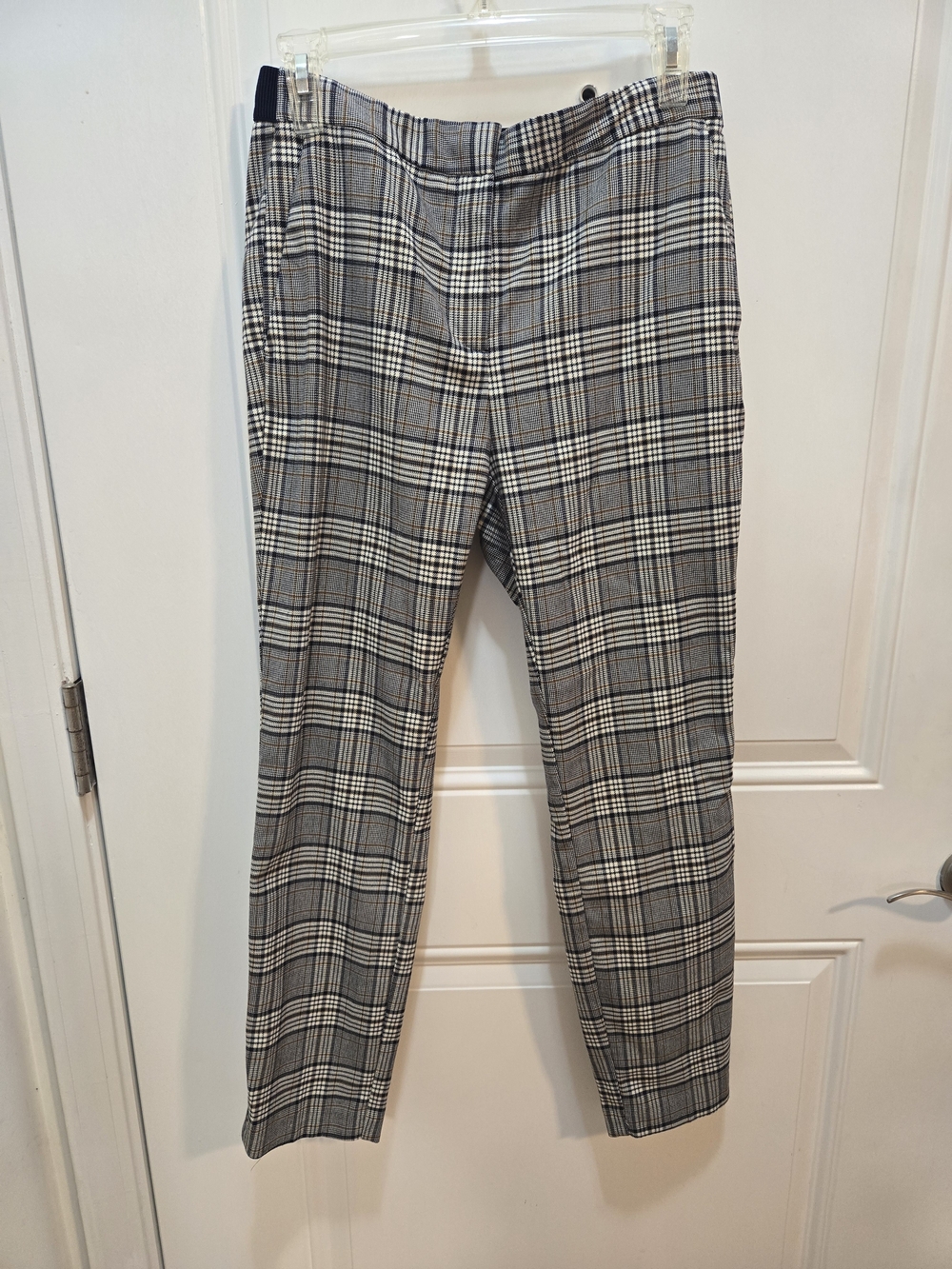 Zara Plaid Cropped Ankle Pants in Gray and Black